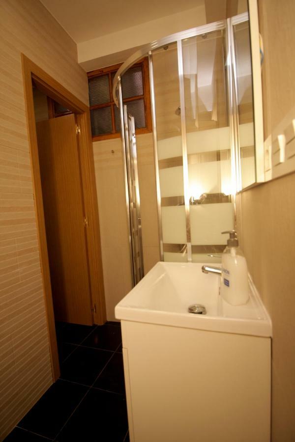 Albergue Lalin Centro Exterior foto